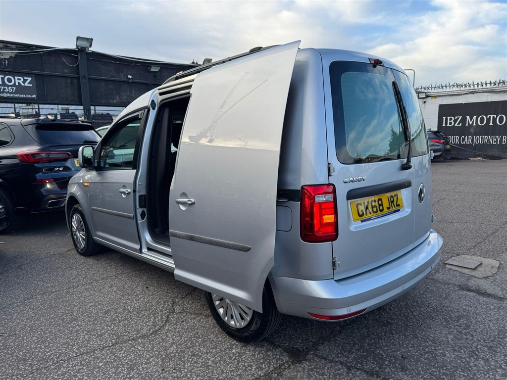 Used Volkswagen Caddy 2018 for sale - 77312532: Photo 32
