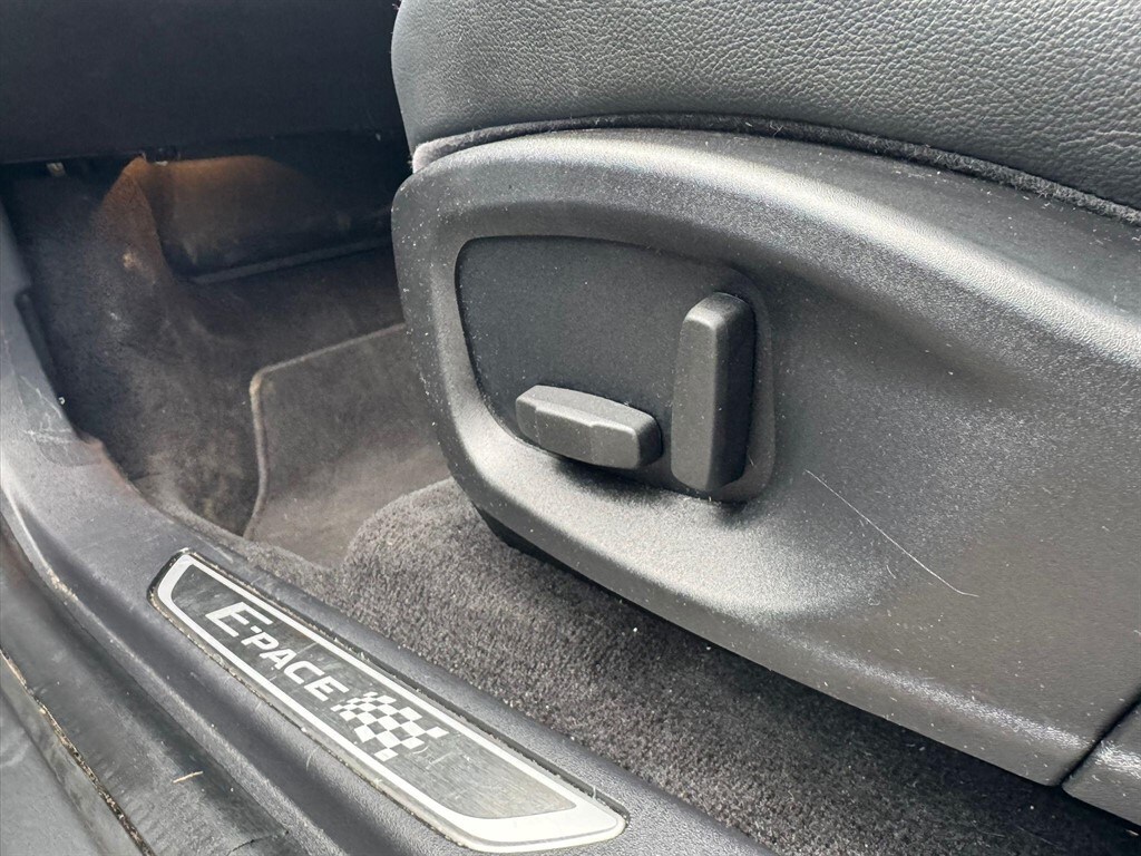 Used Jaguar E-Pace 2020 for sale - 77312521: Photo 67