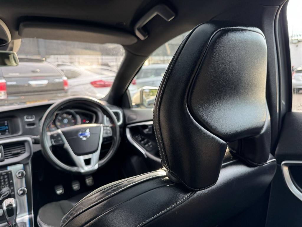 Used Volvo V40 2015 for sale - 77134195: Photo 31