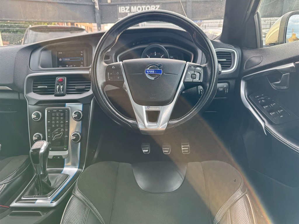 Used Volvo V40 2015 for sale - 77134195: Photo 34
