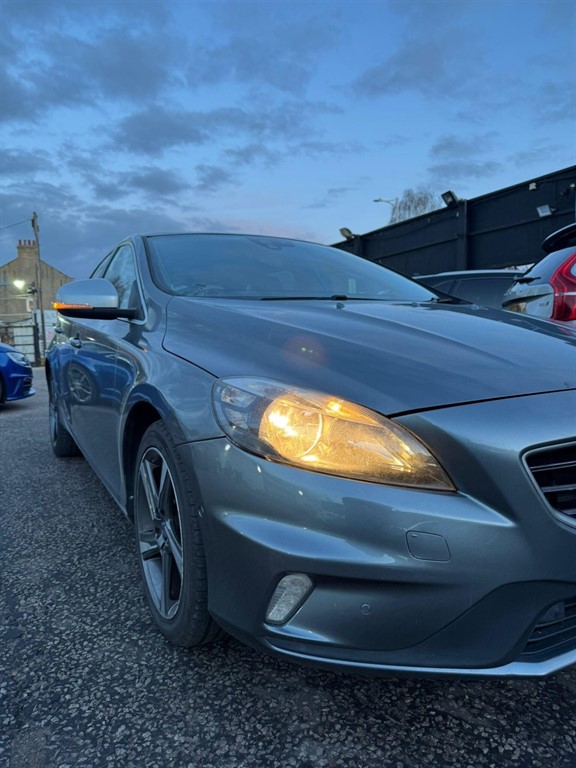 Used Volvo V40 2015 for sale - 77134195: Photo 37