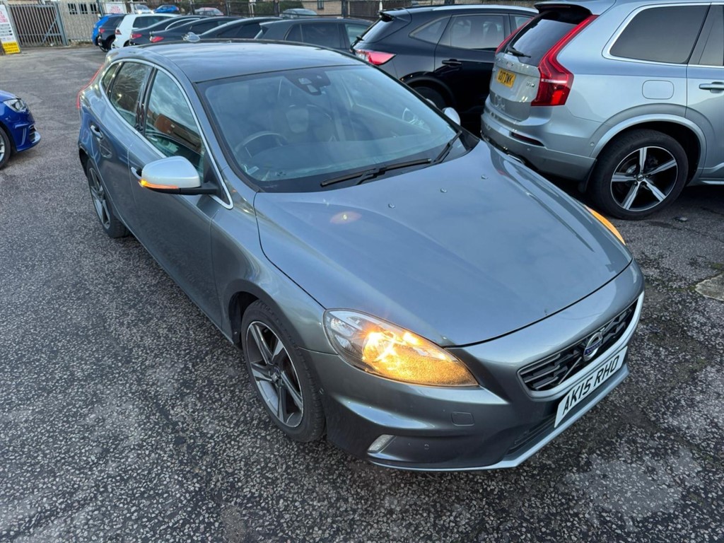 Used Volvo V40 2015 for sale - 77134195: Photo 41