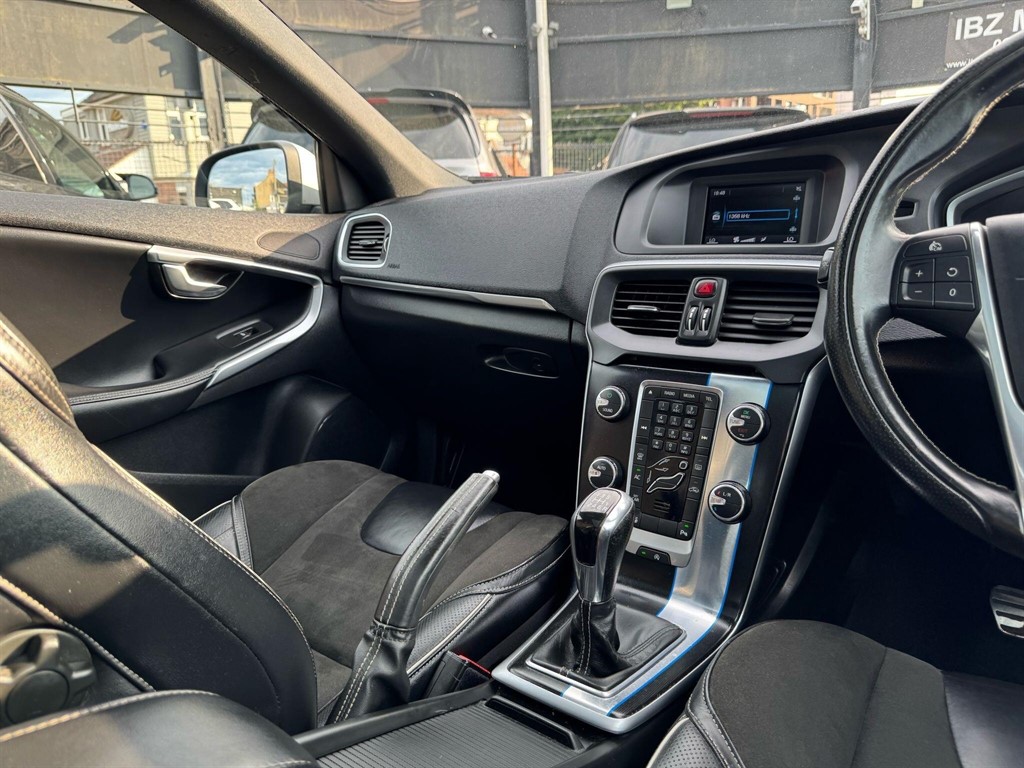 Used Volvo V40 2015 for sale - 77134195: Photo 50