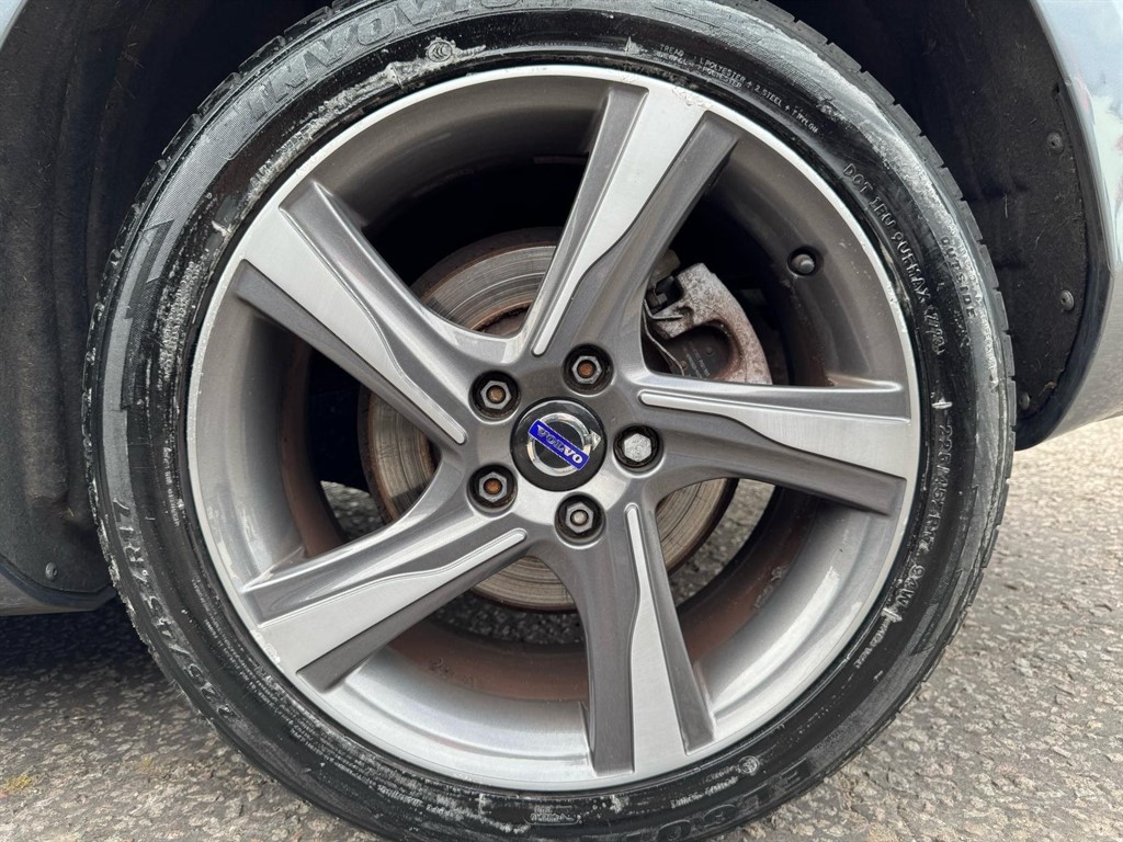 Used Volvo V40 2015 for sale - 77134195: Photo 91