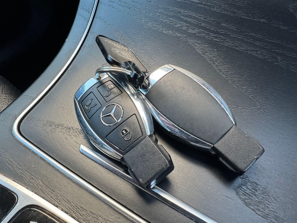 Used Mercedes-Benz GLC 2018 for sale - 76788578: Photo 80