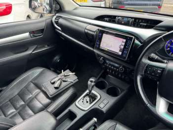 Used Toyota Hilux 2017 for sale - 74959051: Photo