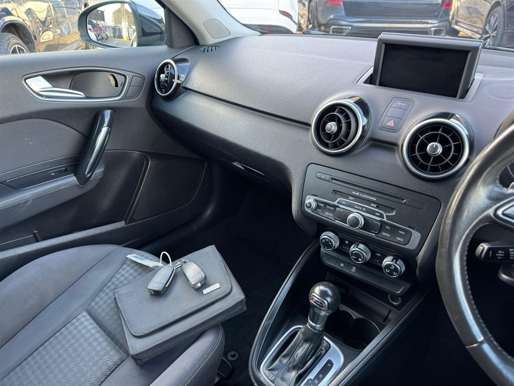 Used Audi A1 2014 for sale - 76908229: Photo 12