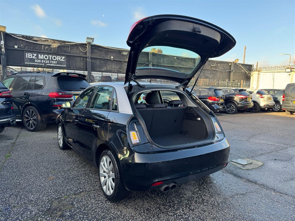 Used Audi A1 2014 for sale - 76908229: Photo 31