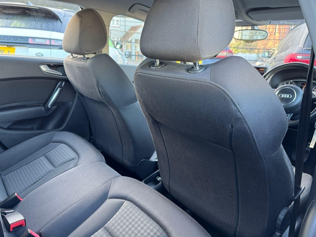 Used Audi A1 2014 for sale - 76908229: Photo 33