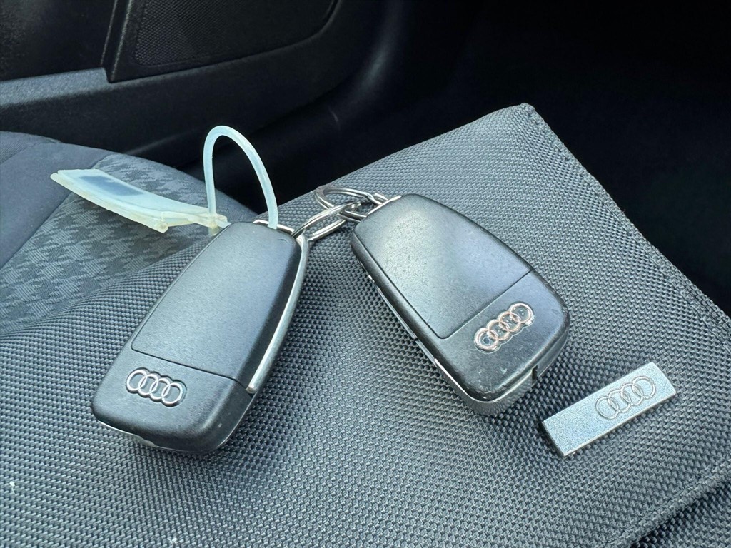 Used Audi A1 2014 for sale - 76908229: Photo 40