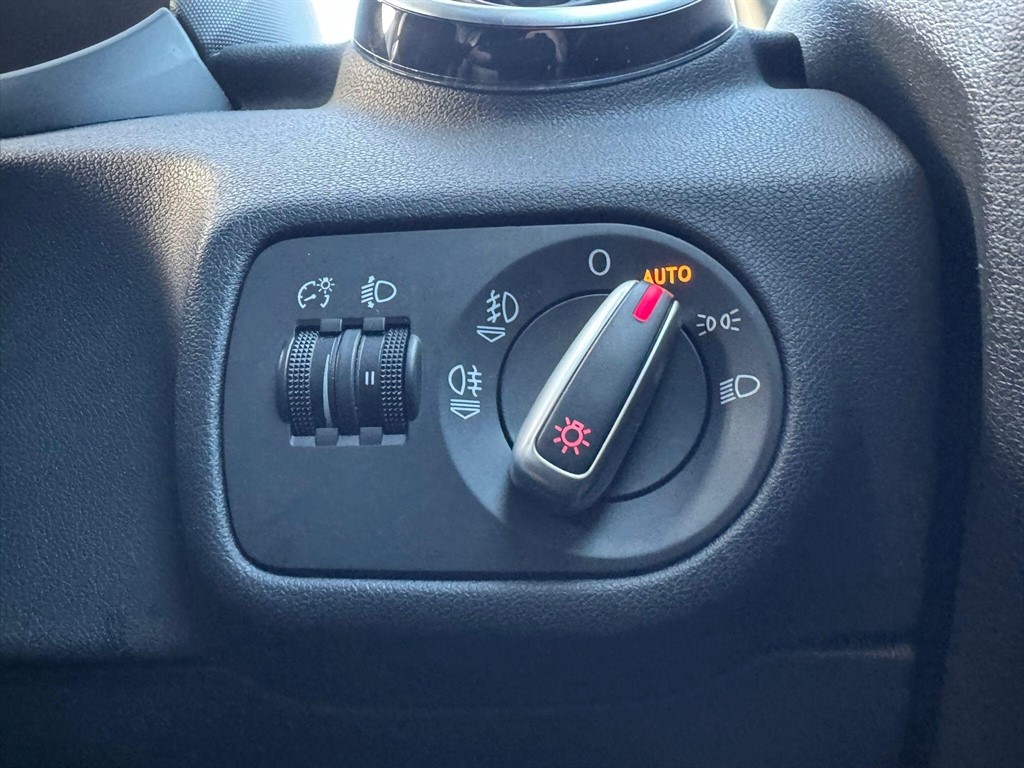 Used Audi A1 2014 for sale - 76908229: Photo 46