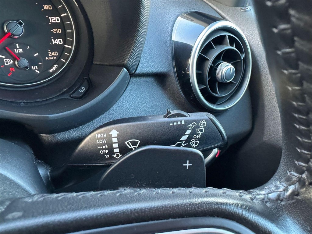 Used Audi A1 2014 for sale - 76908229: Photo 69