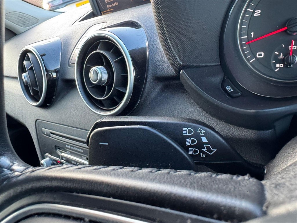 Used Audi A1 2014 for sale - 76908229: Photo 70