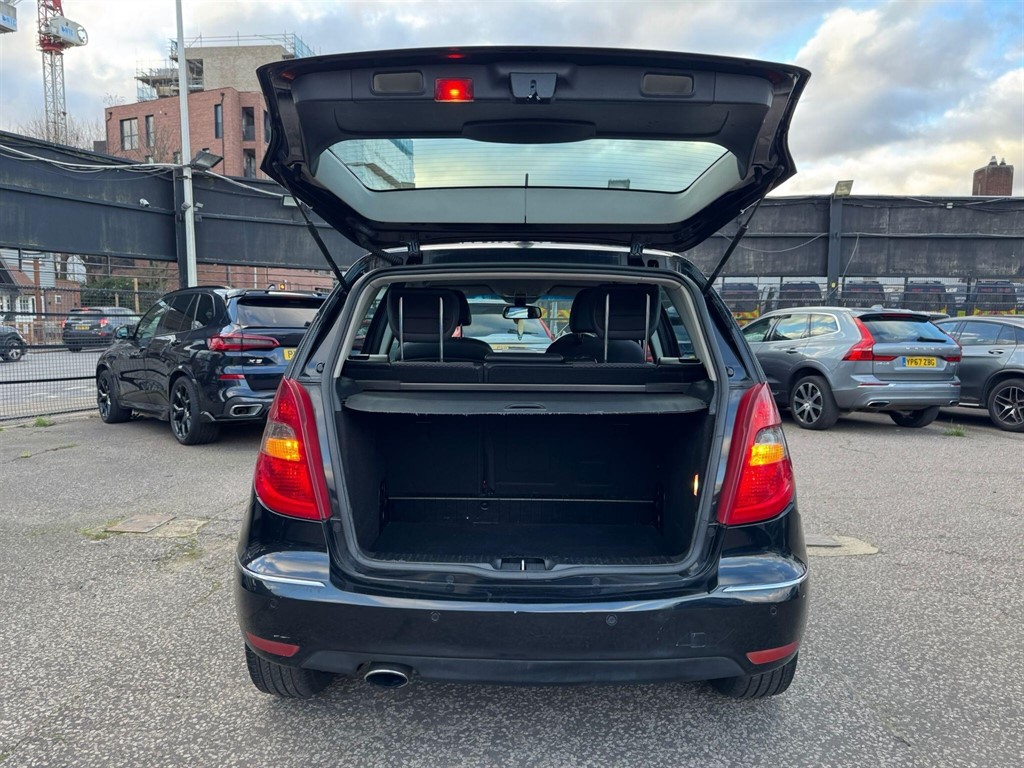 Used Mercedes-Benz A-Class 2010 for sale - 77047912: Photo 20