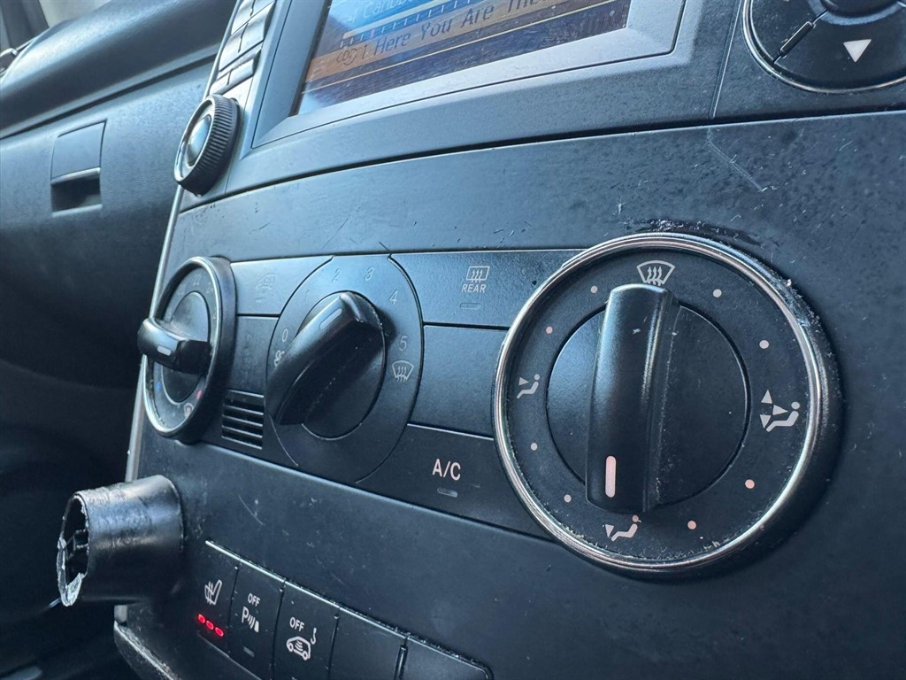 Used Mercedes-Benz A-Class 2010 for sale - 77047912: Photo 32