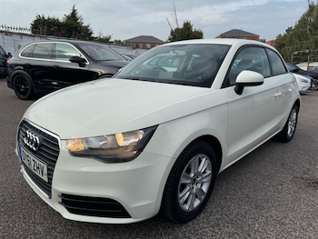 Used Audi A1 2011 for sale - 75566996: Photo