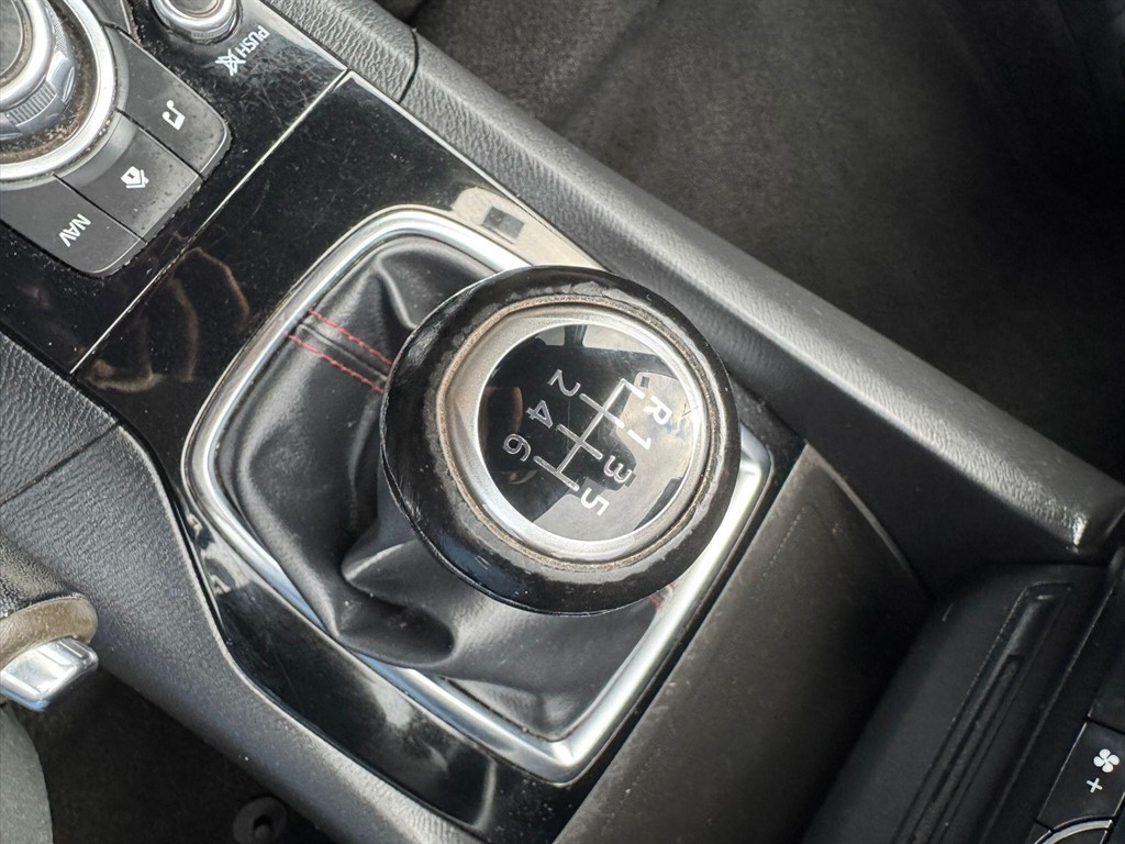 Used Mazda Mazda3 2015 for sale - 76648240: Photo 70