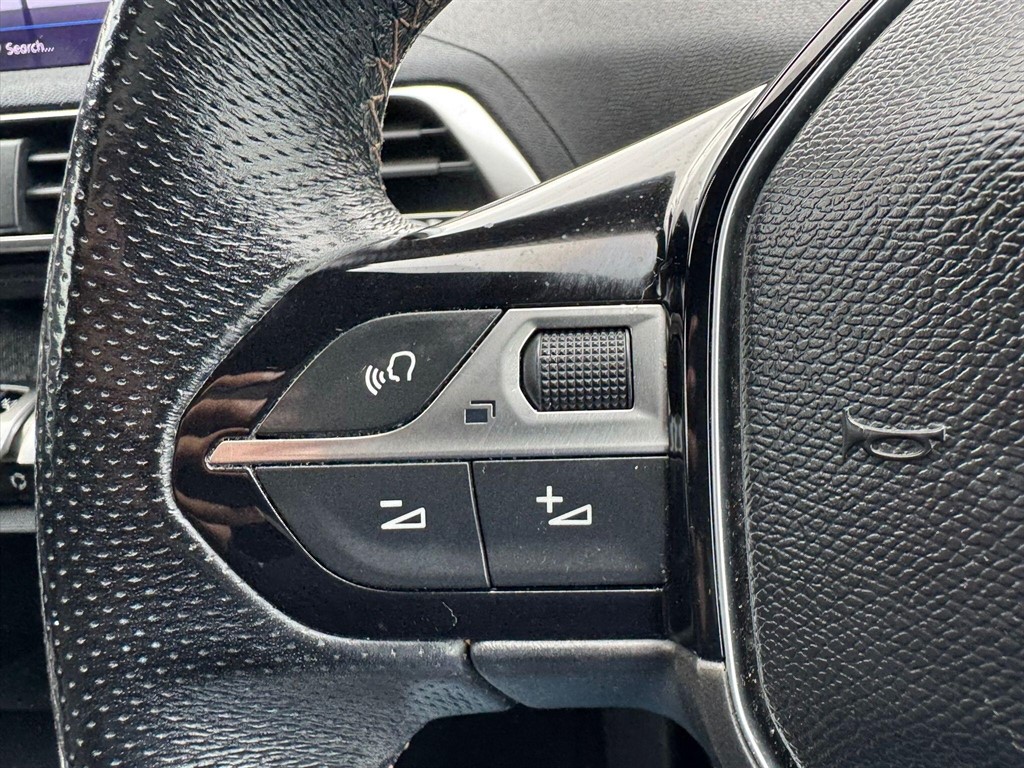 Used Peugeot 3008 2018 for sale - 76255120: Photo 16