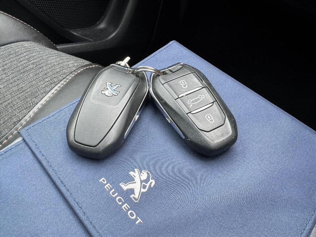 Used Peugeot 3008 2018 for sale - 76255120: Photo 3
