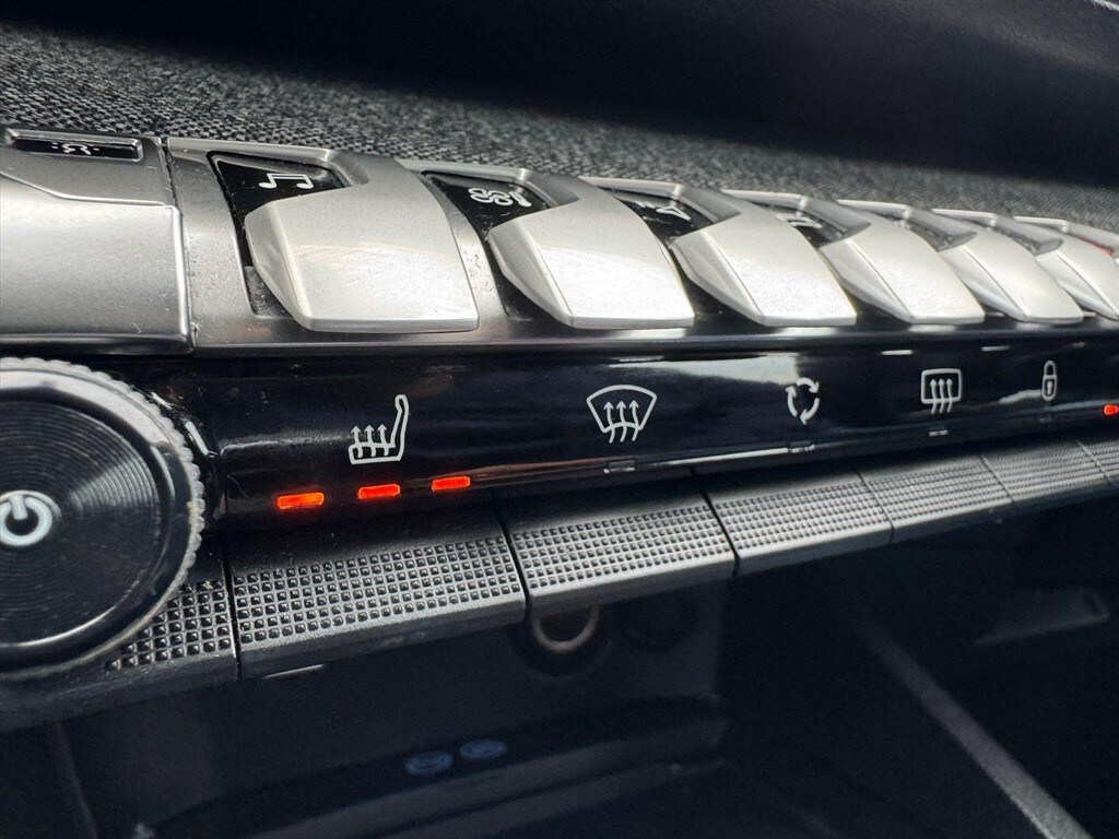 Used Peugeot 3008 2018 for sale - 76255120: Photo 31