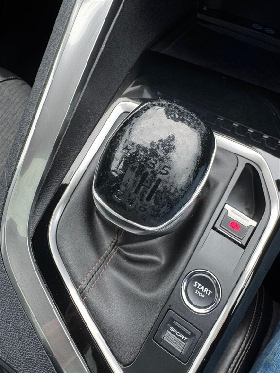 Used Peugeot 3008 2018 for sale - 76255120: Photo 32