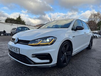 Used Volkswagen Golf 2017 for sale - 77047907: Photo