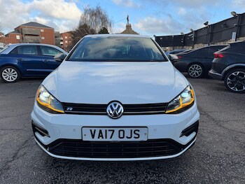 Used Volkswagen Golf 2017 for sale - 77047907: Photo