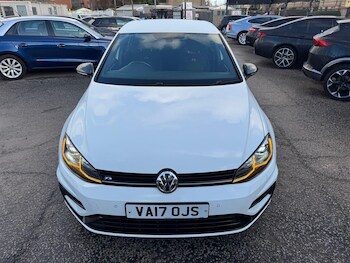 Used Volkswagen Golf 2017 for sale - 77047907: Photo