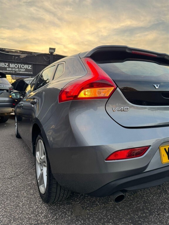 Used Volvo V40 2014 for sale - 76027913: Photo 18