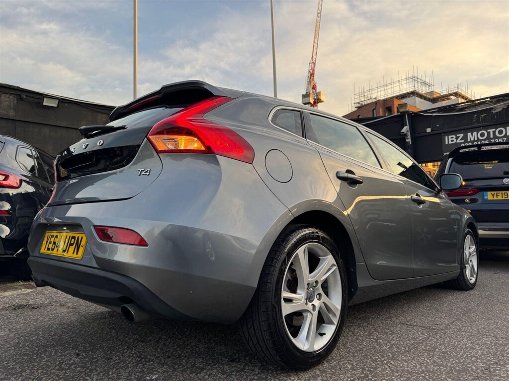 Used Volvo V40 2014 for sale - 76027913: Photo 21