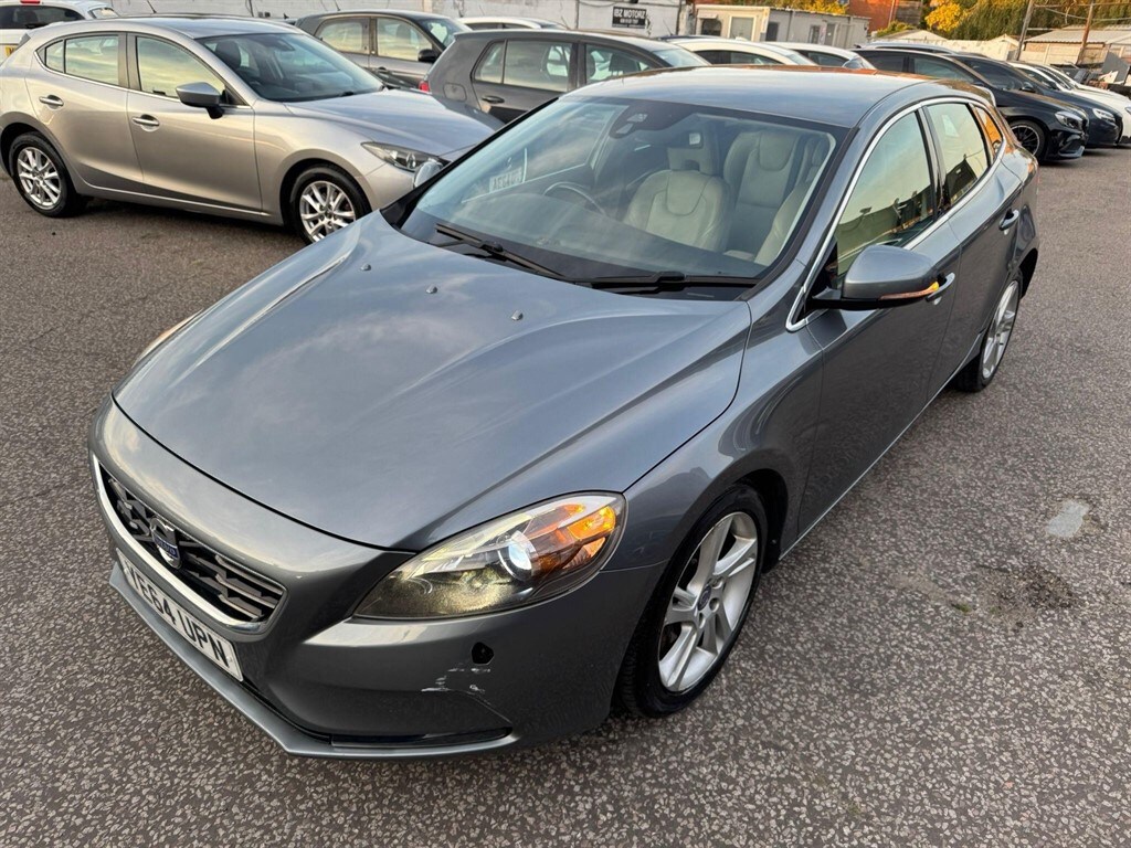 Used Volvo V40 2014 for sale - 76027913: Photo 26