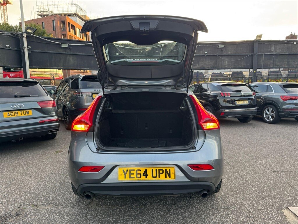 Used Volvo V40 2014 for sale - 76027913: Photo 28
