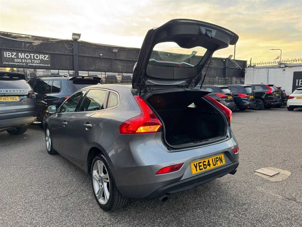 Used Volvo V40 2014 for sale - 76027913: Photo 29
