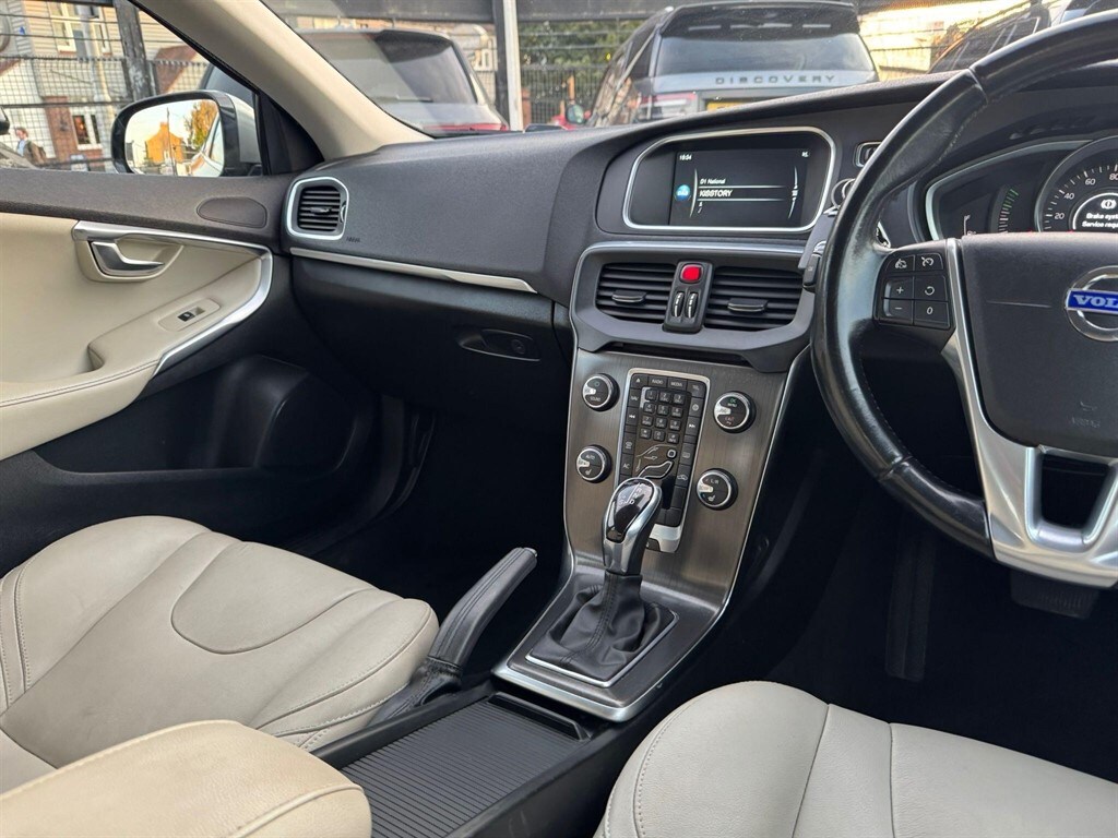 Used Volvo V40 2014 for sale - 76027913: Photo 47