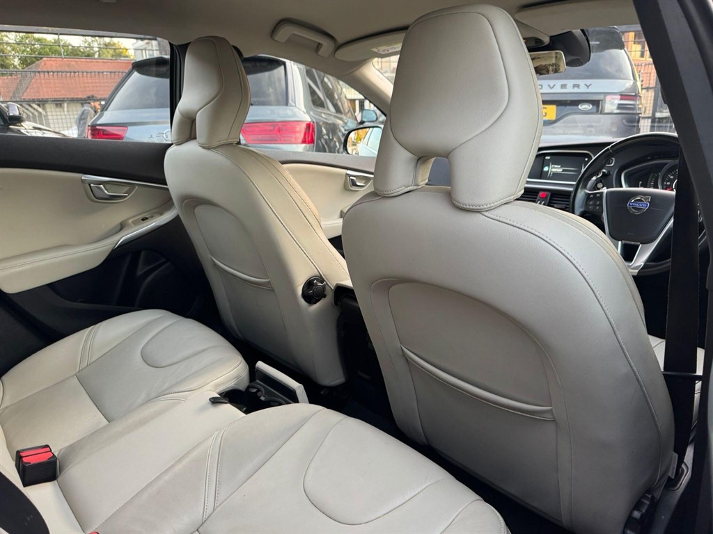Used Volvo V40 2014 for sale - 76027913: Photo 55