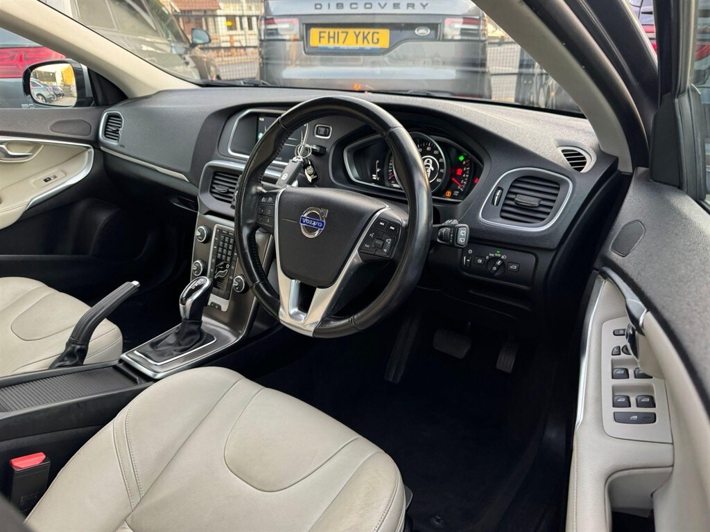 Used Volvo V40 2014 for sale - 76027913: Photo 56