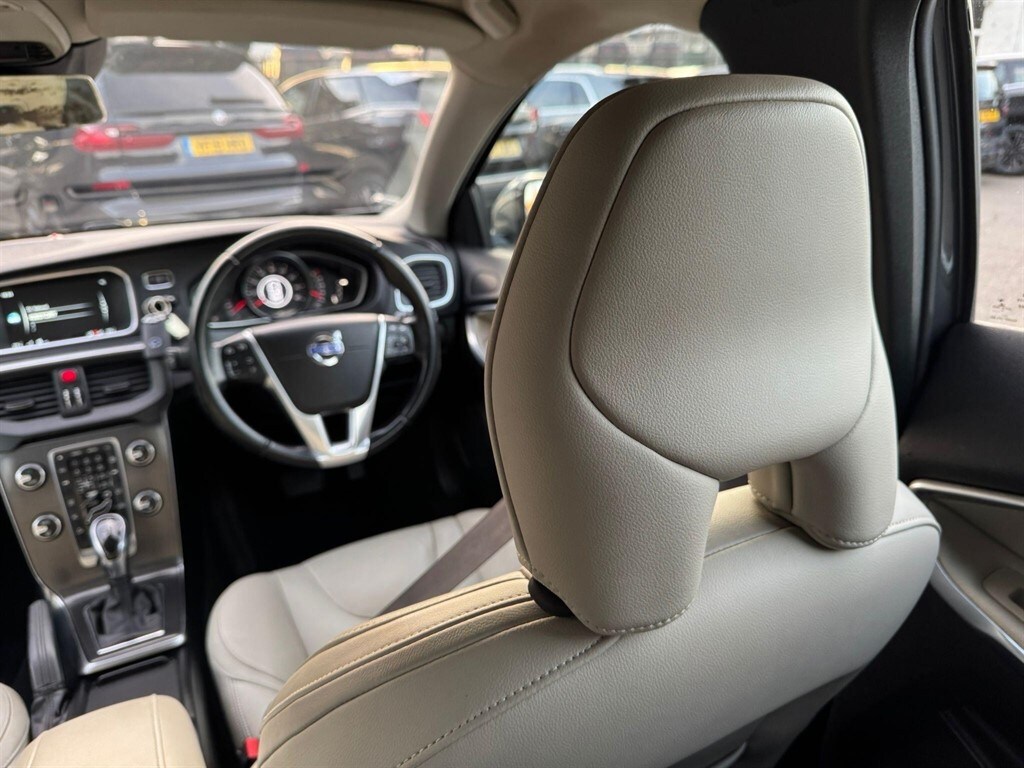 Used Volvo V40 2014 for sale - 76027913: Photo 58