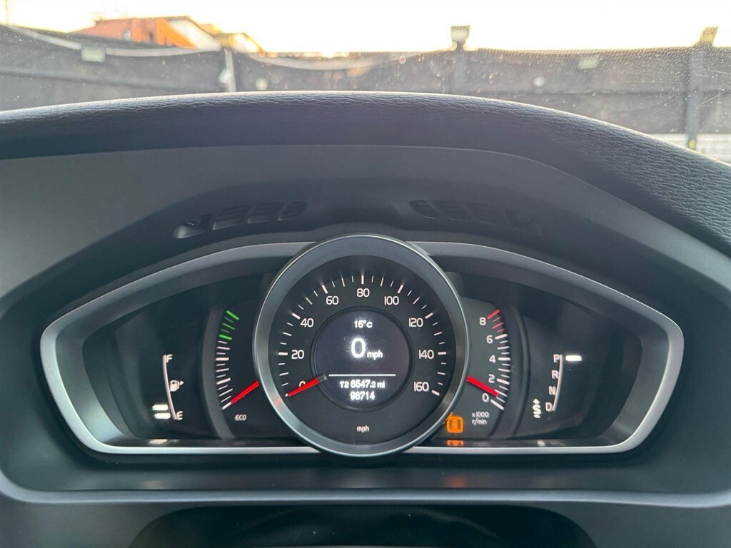Used Volvo V40 2014 for sale - 76027913: Photo 62