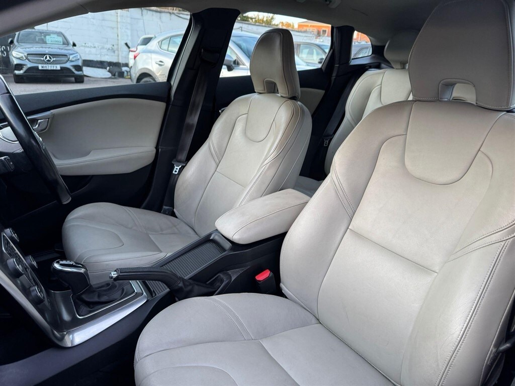 Used Volvo V40 2014 for sale - 76027913: Photo 63