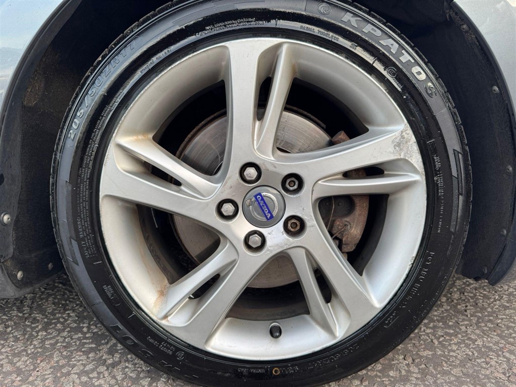 Used Volvo V40 2014 for sale - 76027913: Photo 72