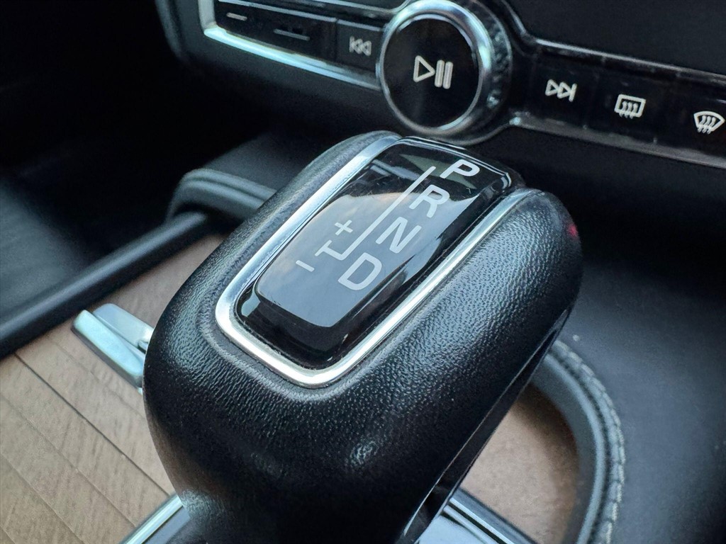 Used Volvo S90 2017 for sale - 77022003: Photo 32