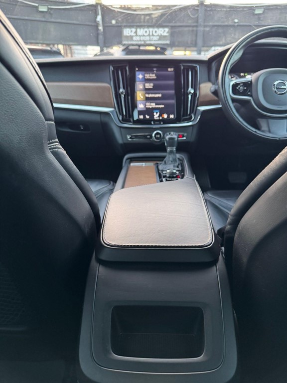 Used Volvo S90 2017 for sale - 77022003: Photo 38