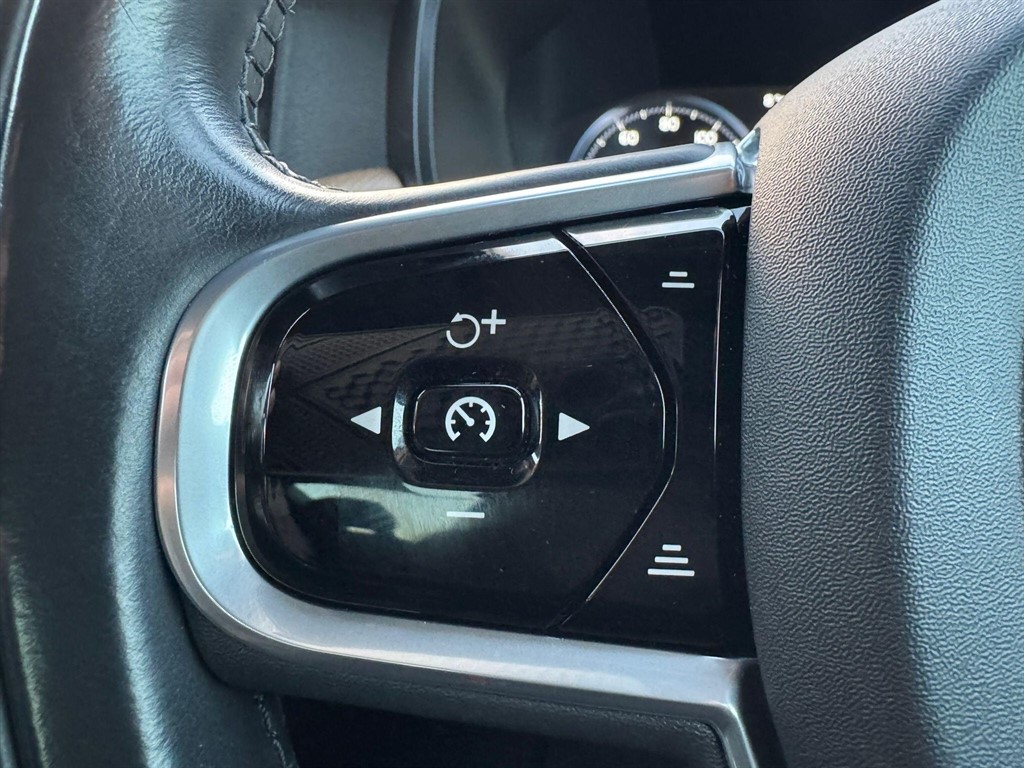 Used Volvo S90 2017 for sale - 77022003: Photo 47