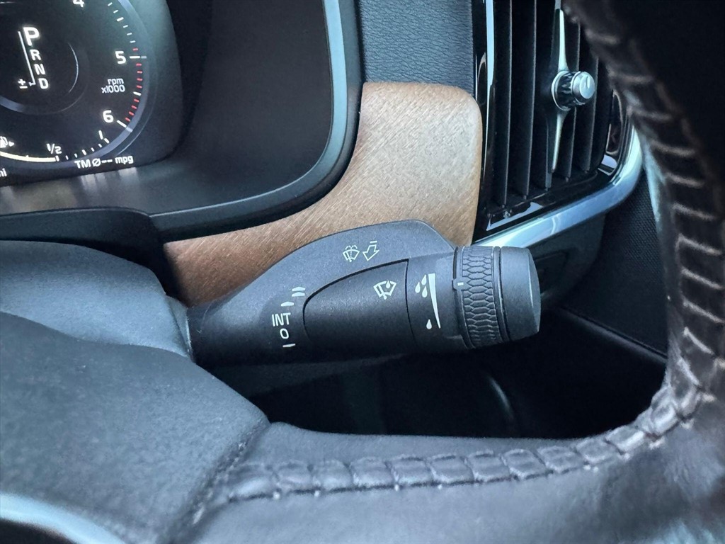 Used Volvo S90 2017 for sale - 77022003: Photo 51