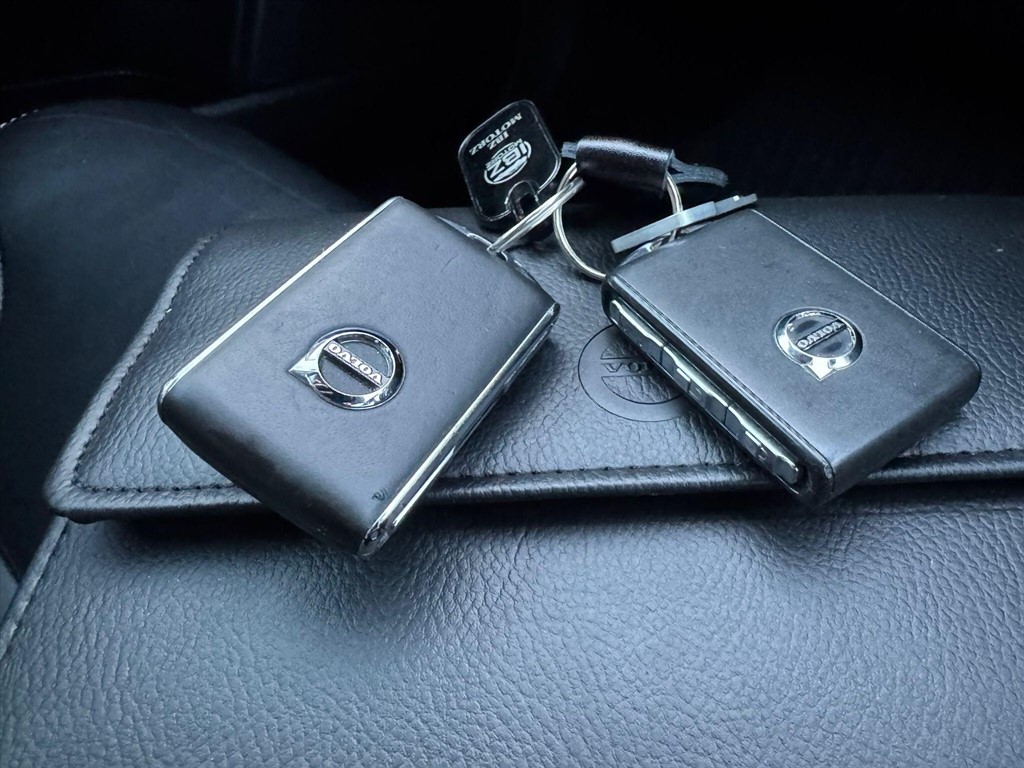 Used Volvo S90 2017 for sale - 77022003: Photo 54