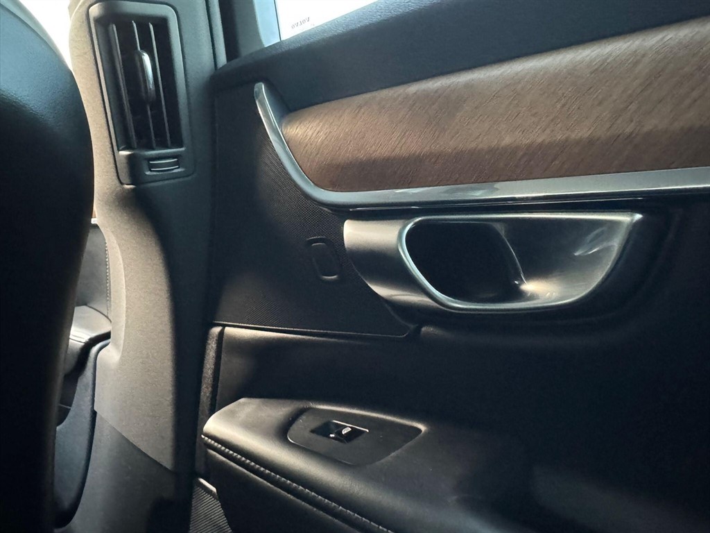 Used Volvo S90 2017 for sale - 77022003: Photo 55