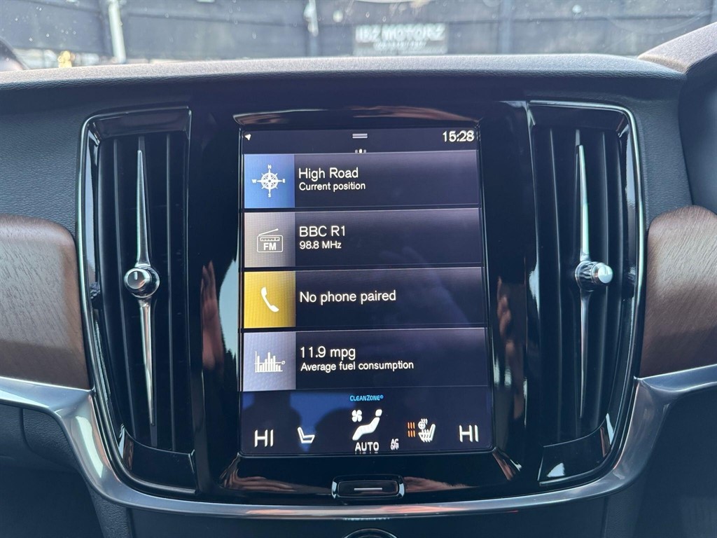 Used Volvo S90 2017 for sale - 77022003: Photo 77