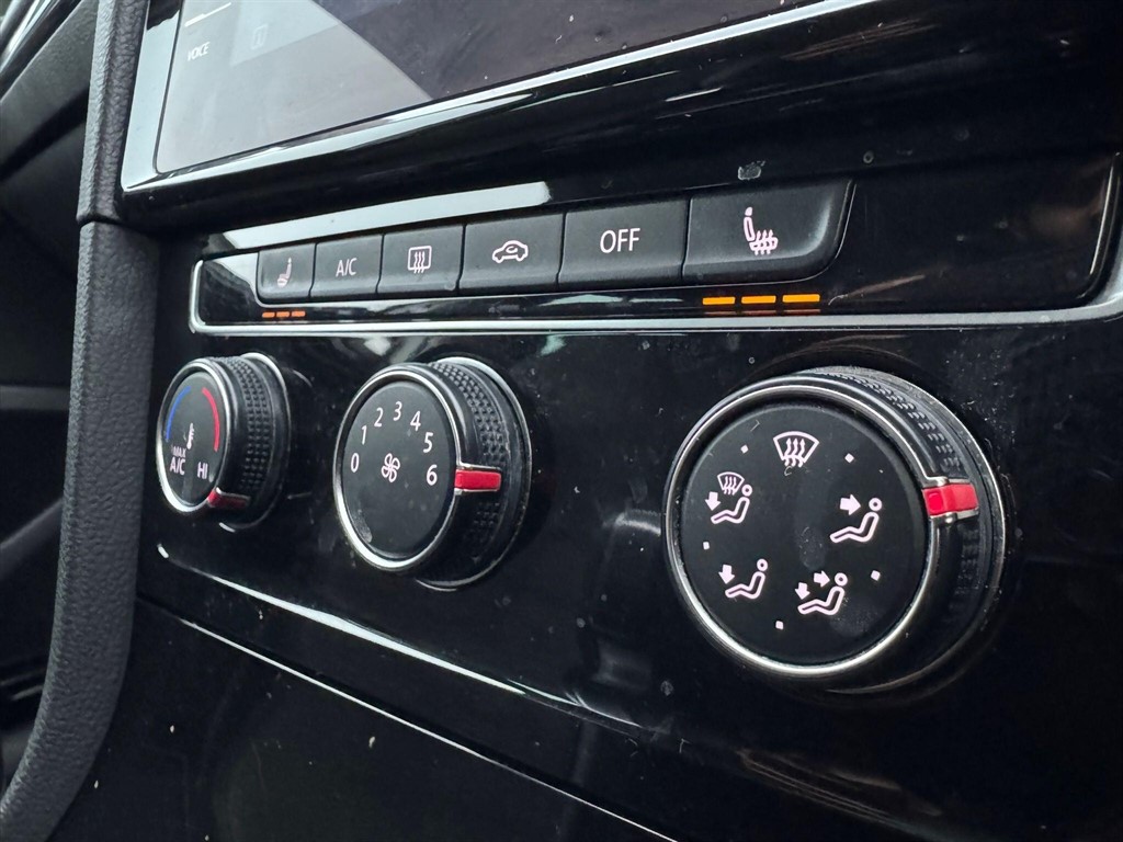 Used Volkswagen Golf 2018 for sale - 76615917: Photo 19