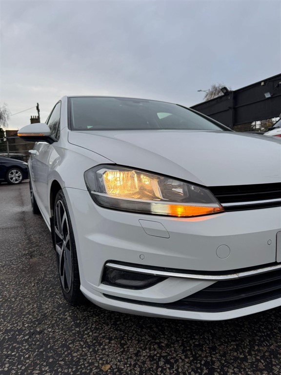 Used Volkswagen Golf 2018 for sale - 76615917: Photo 44