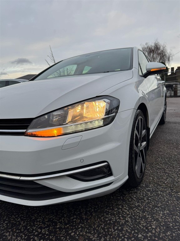 Used Volkswagen Golf 2018 for sale - 76615917: Photo 60